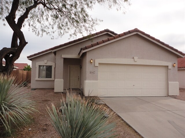 Primary Photo - 10437 E Birchwood Avenue