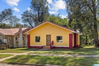 Building Photo - 1621 2nd Ct W