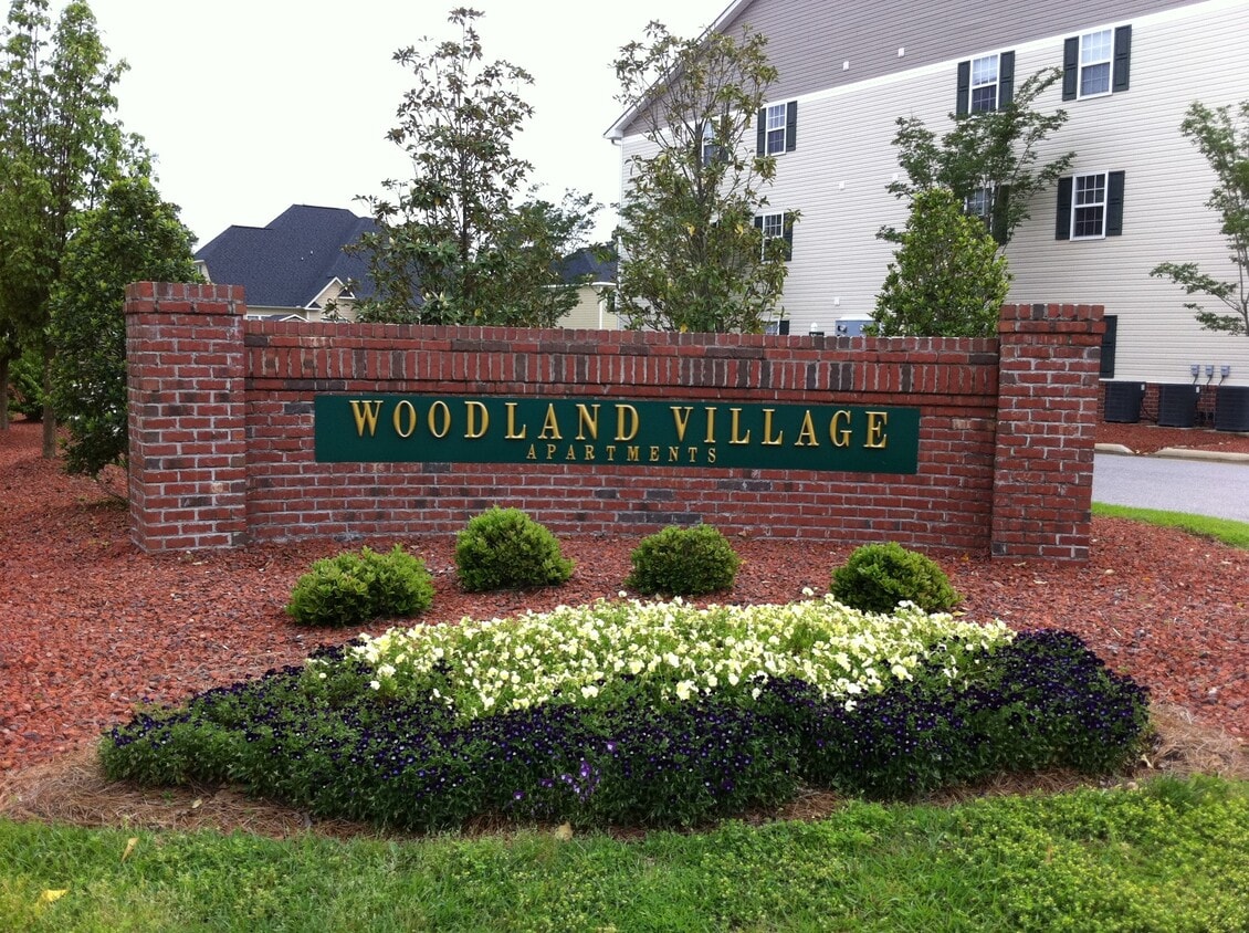 Woodland Village Apartments Fayetteville, NC