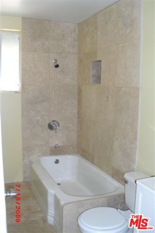 Foto del edificio - 993 W Hays St