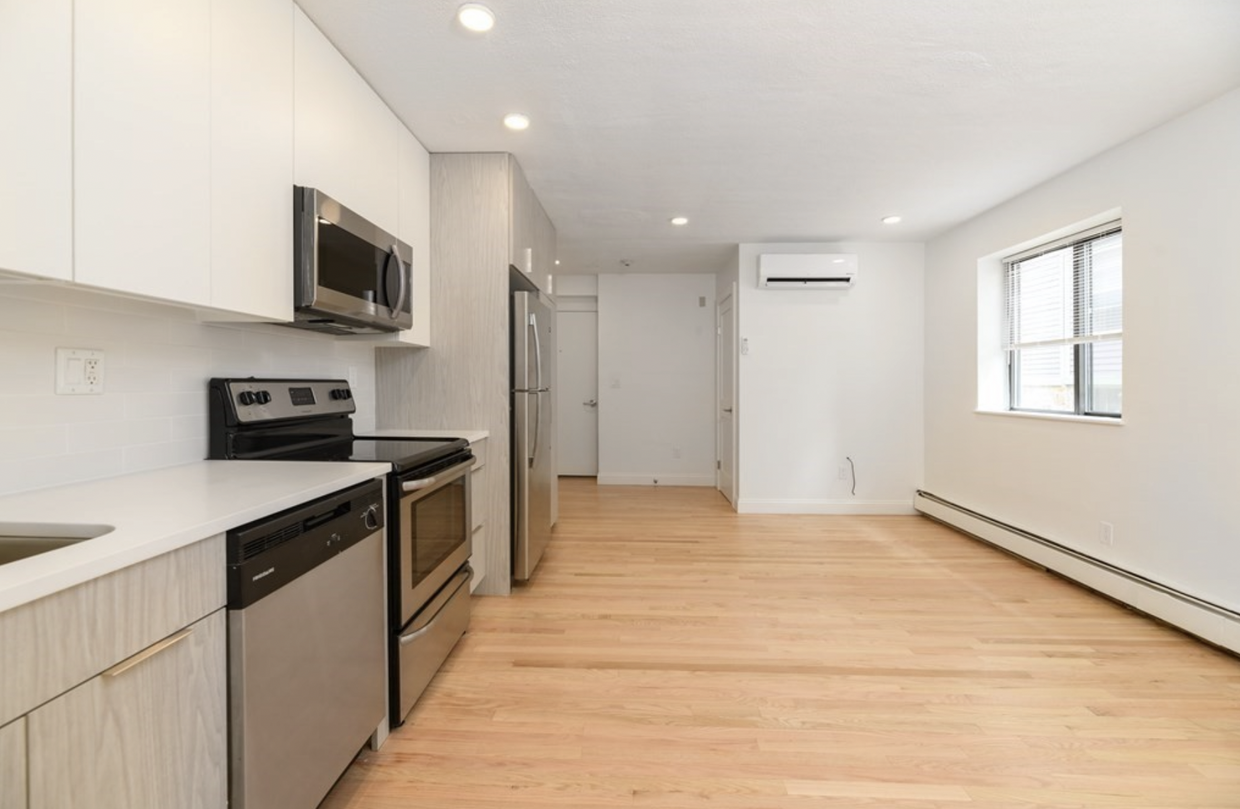 196 Hillside St Unit #2, Boston, MA 02120 - Apartments in Boston, MA ...