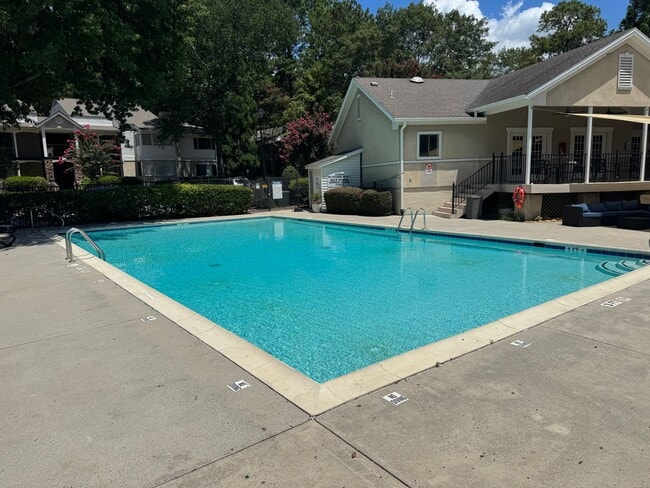 Building Photo - 5005 Wingate Way