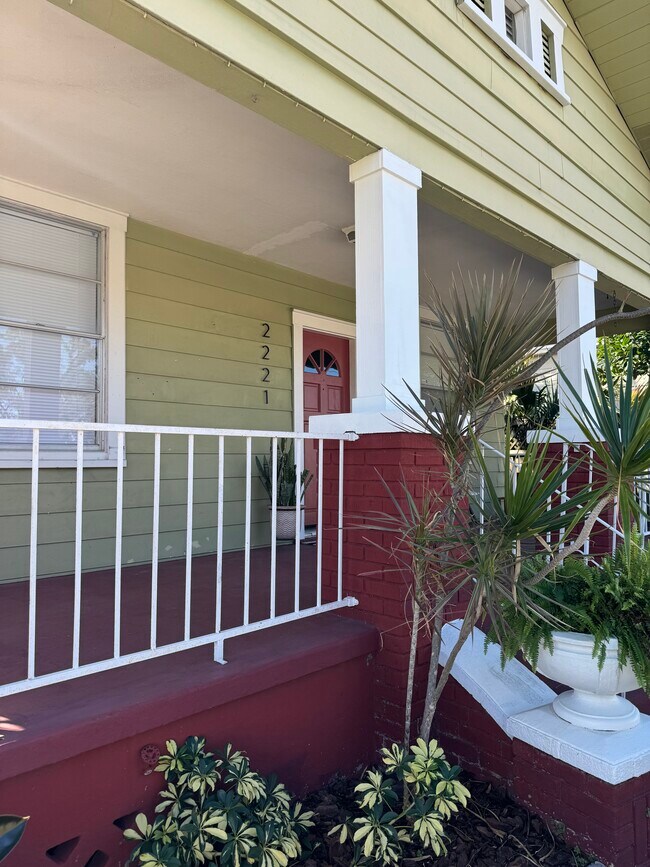 Foto del edificio - 2221 Corrine St