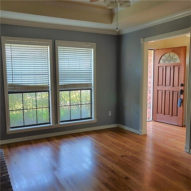 Foto del edificio - 3118 La Rochelle Way