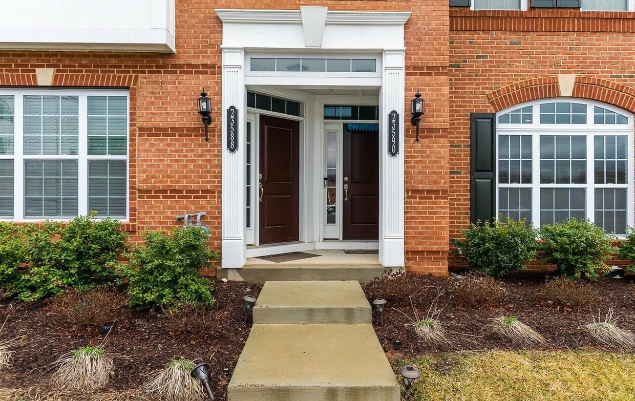 23588 Buckland Farm Ter, Ashburn, VA 20148 Condo for Rent in Ashburn
