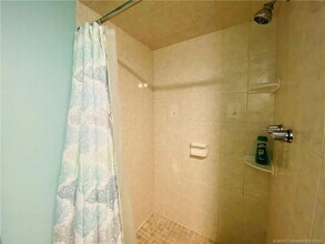 Building Photo - 9400 S Ocean Dr