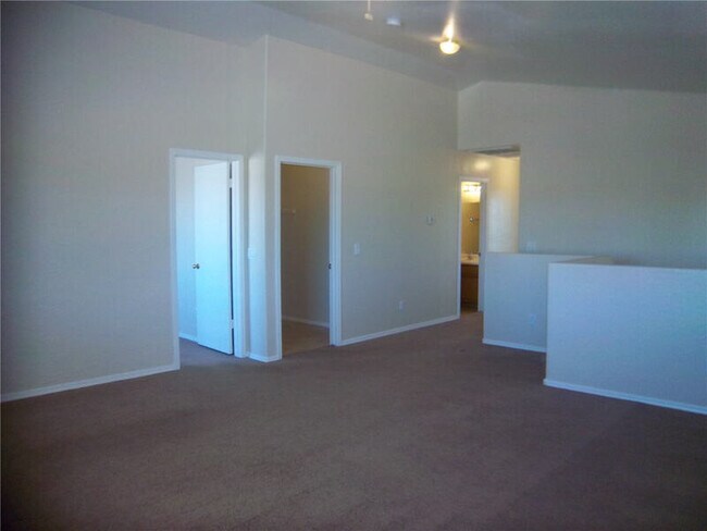 Building Photo - 16090 W Larkspur Dr