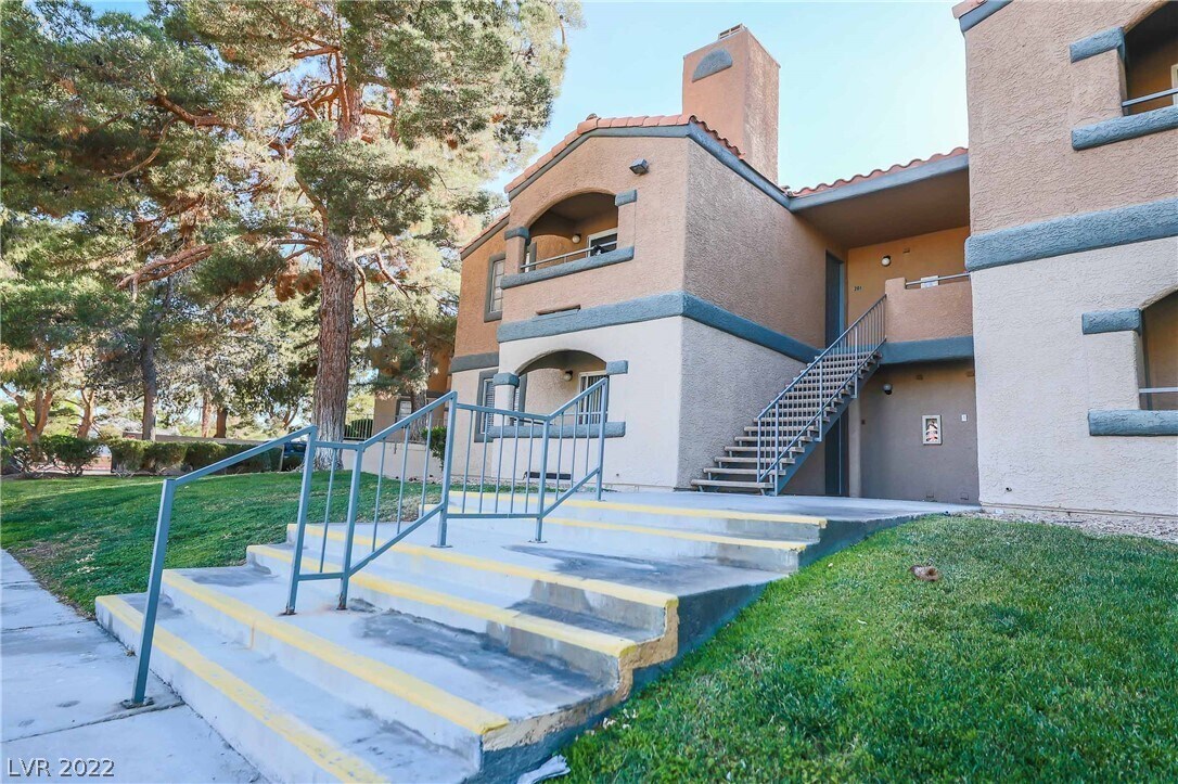 Foto principal - 221 Mission Catalina Ln