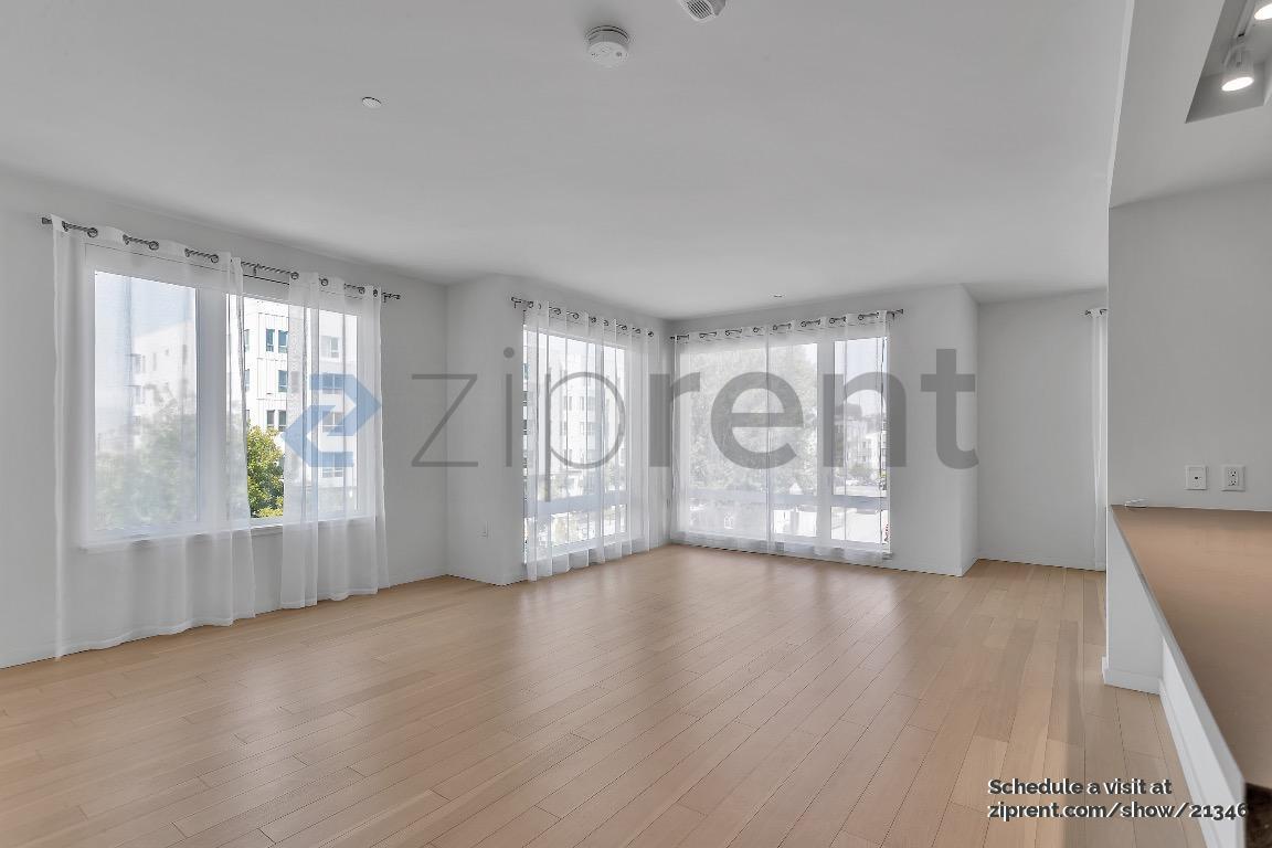 Primary Photo - 52 Innes Ct