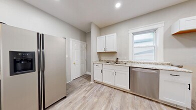 Building Photo - 3442 Krather Rd