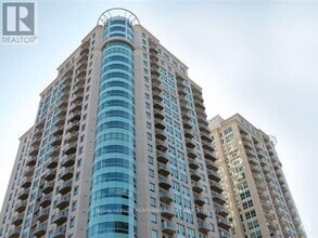 Building Photo - 234-2234 Rideau St