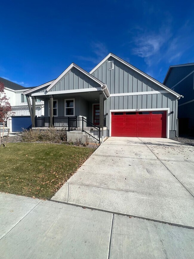 Foto del edificio - Brand New 5bd/4ba Located in the desirable Raindance neighborhood