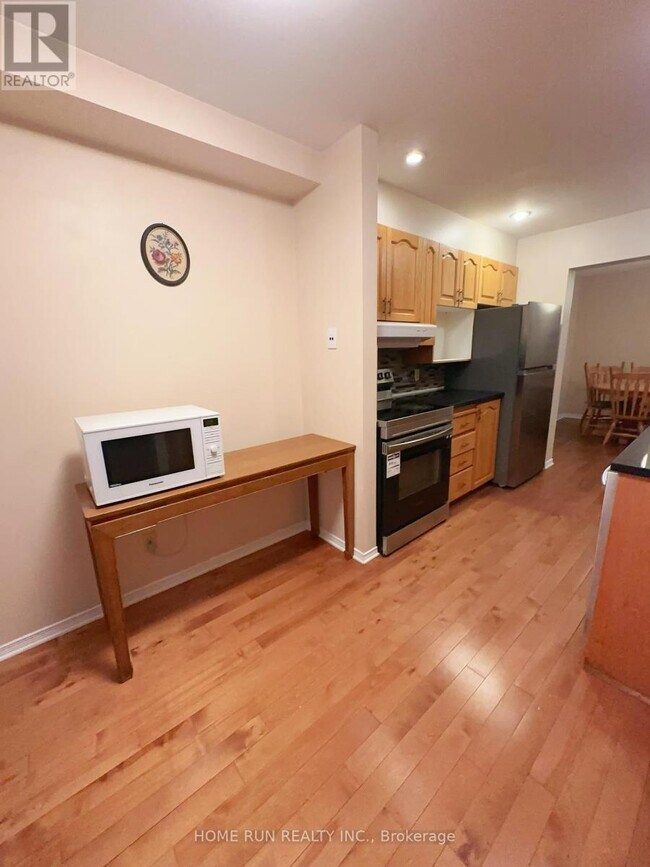 Building Photo - 113 Stonebriar Dr