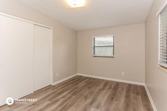 Building Photo - 11447 VERA DR, JACKSONVILLE, FL 32218