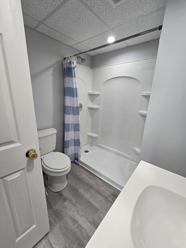 Foto del edificio - 7914 Hall Ridge Rd