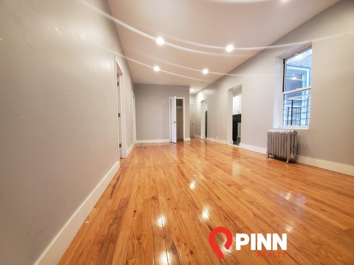 Living room - 155 W 162nd St