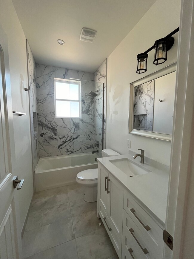 Foto del edificio - 13406 N 22nd St