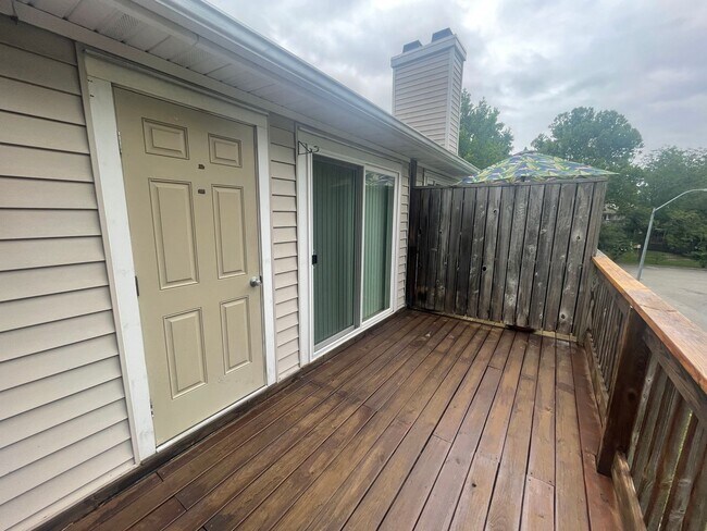 Building Photo - 5221 Largo Court, unit 201