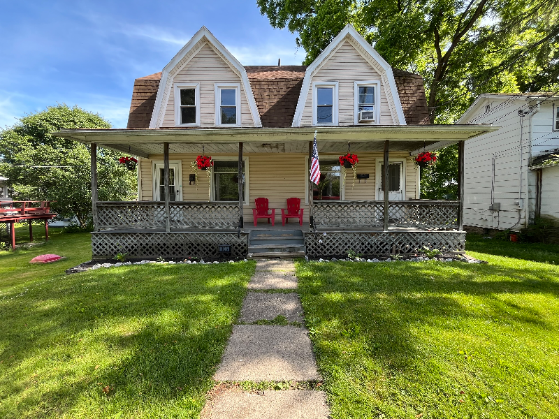 Foto principal - 305 Poplar St