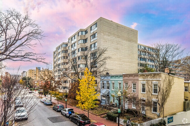 922 24th St NW - Jefferson House