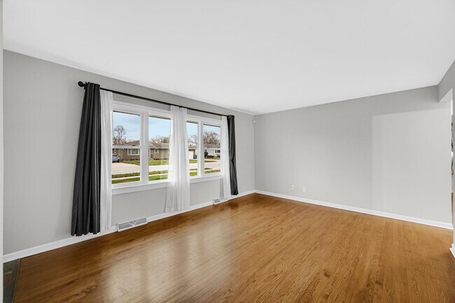 Foto del edificio - 944 N Jay Ave