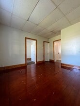 Building Photo - 2809 South Ave