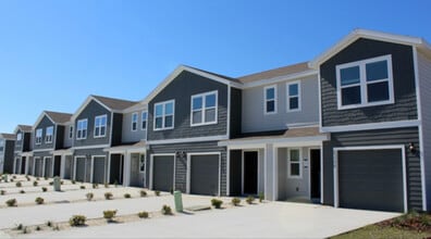 Building Photo - 6595 SW 81st Lp