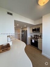 Building Photo - 151 Crandon Blvd