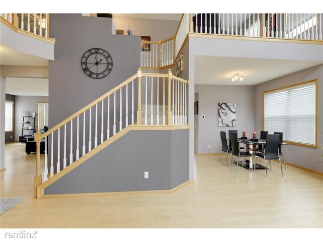 Building Photo - 5 br, 4 bath House - 7620 Inland Ln N