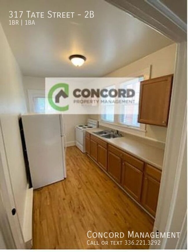 Building Photo - 317 Tate St