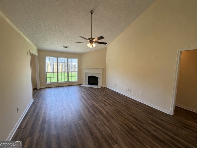 Building Photo - 363 Brook Lea Cove
