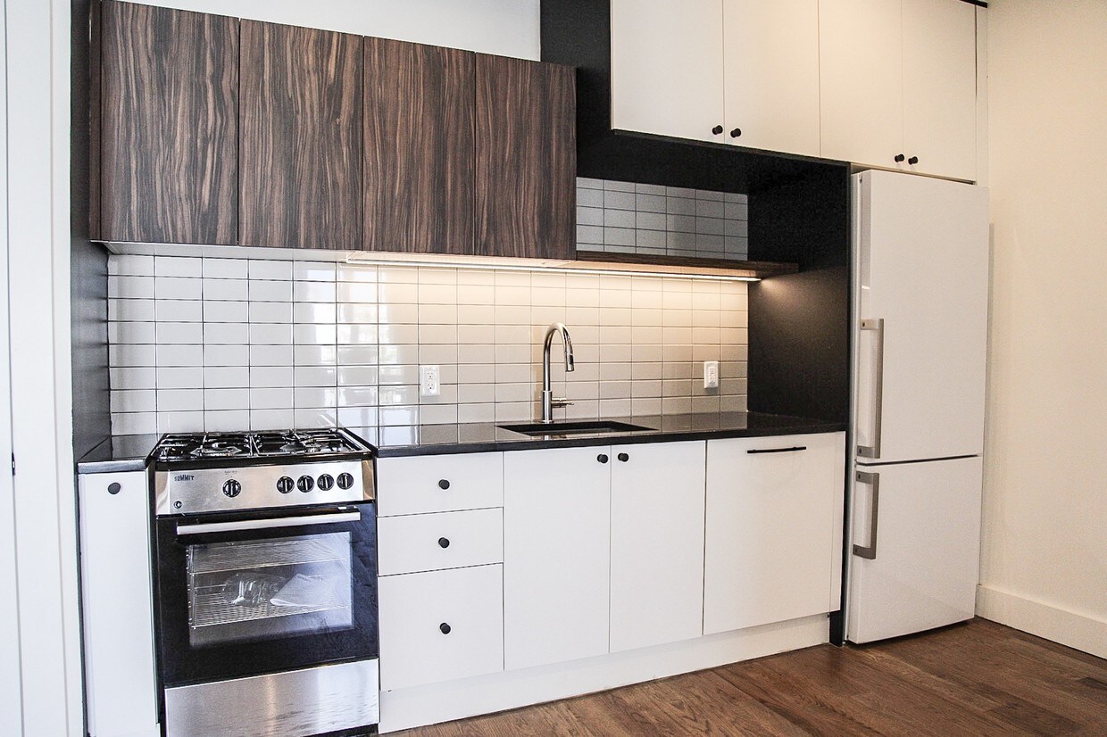 Foto principal - 1534 Putnam Ave