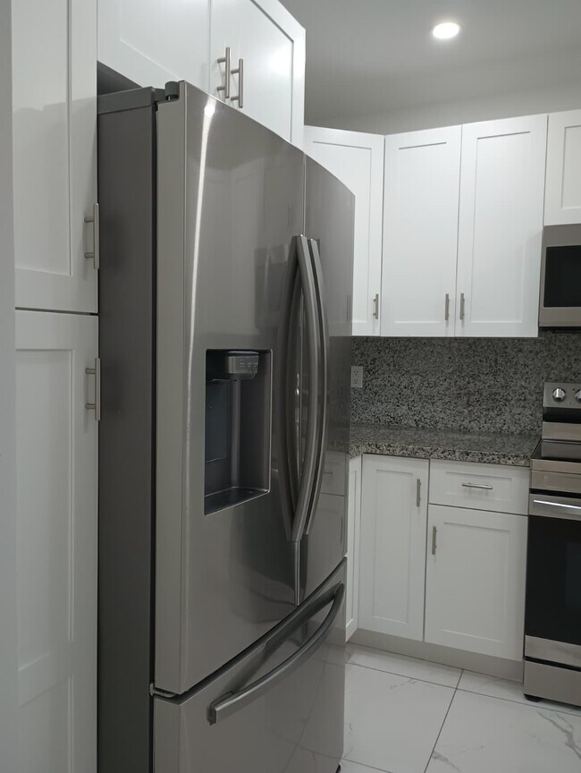 Foto del edificio - 3820 E 9th Ln