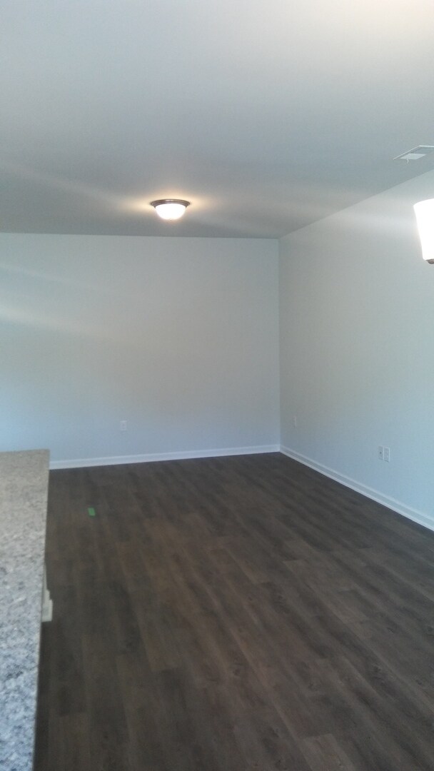 Foto del edificio - Spacious 3 Bedroom Townhome at Wild Wing