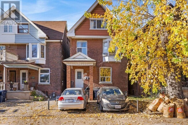 Building Photo - 46 Concord Ave