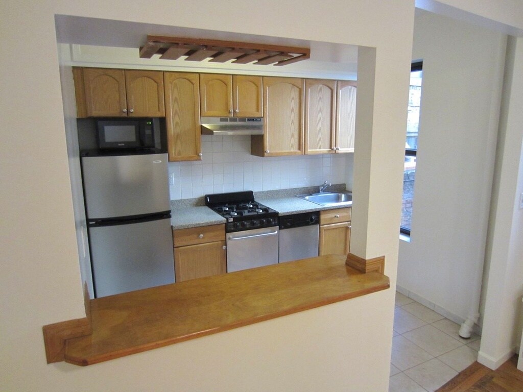 Kitchen - 78-80 Bank St
