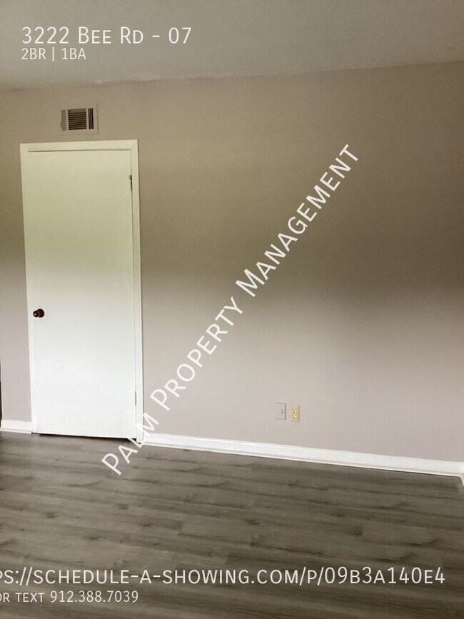Foto del edificio - 2 bed, 1 bath apartment for Rent near Daff...
