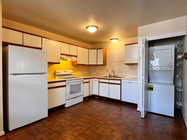 Building Photo - 1176 Rose Arbor Ct