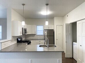Building Photo - Stoney Pointe Apartment Homes