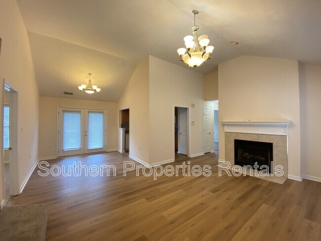 Foto del edificio - 178 Colonial Hills Dr