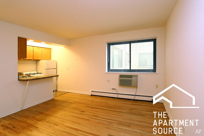 Foto del edificio - 540 W Roscoe St