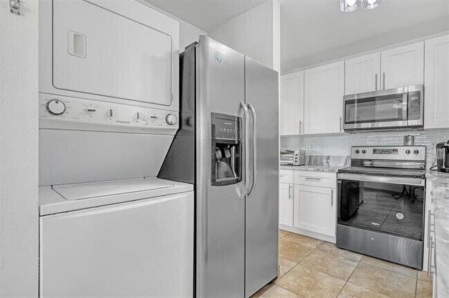 Foto del edificio - 1835 NW 18th St