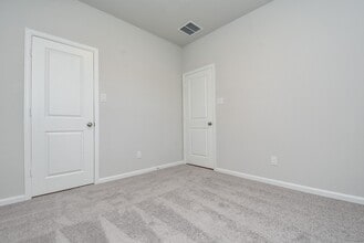 Building Photo - 16493 Moss Ln