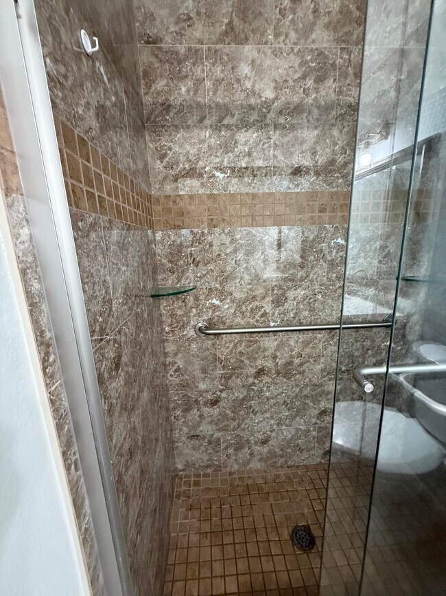 Foto del edificio - 6388 Whispering Wind Way
