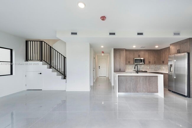 Foto del edificio - 1344 NW 2nd Ter