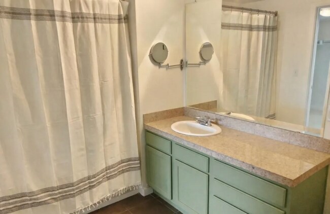 Foto del edificio - Amazing one bedroom one bathroom Denver Condo