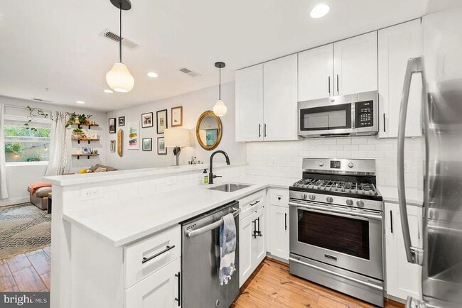 Foto del edificio - 4308 Georgia Ave NW
