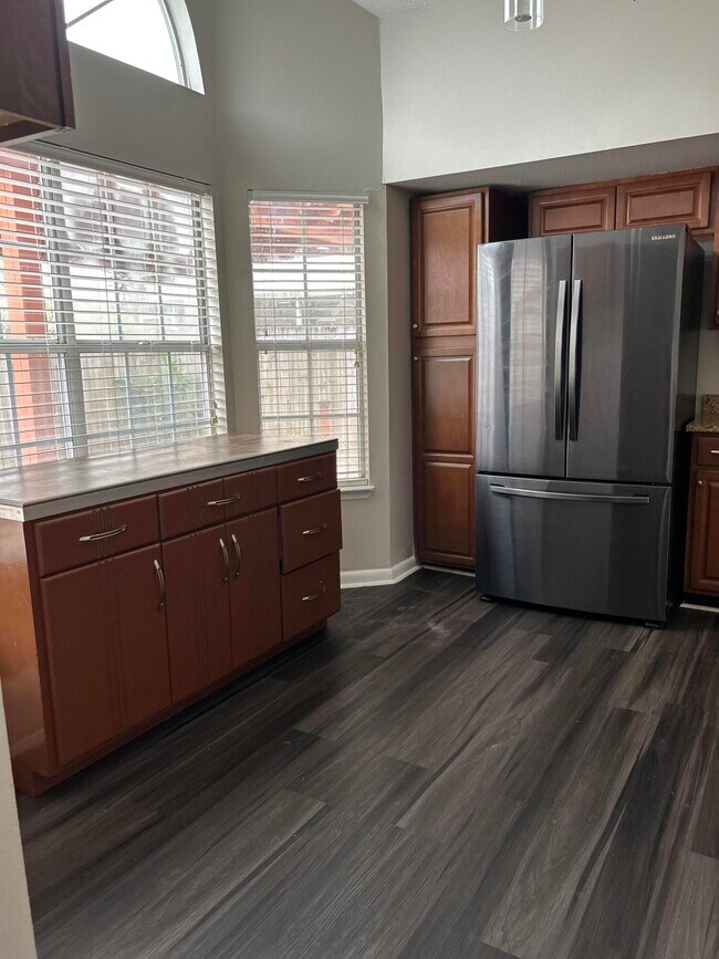 Foto del edificio - 404 Adam St NW