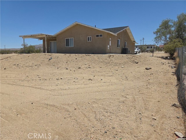 Foto del edificio - 74994 Serrano Dr