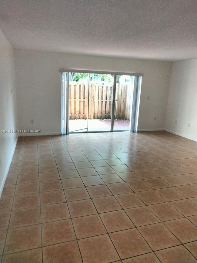 Foto del edificio - 14901 SW 80th St